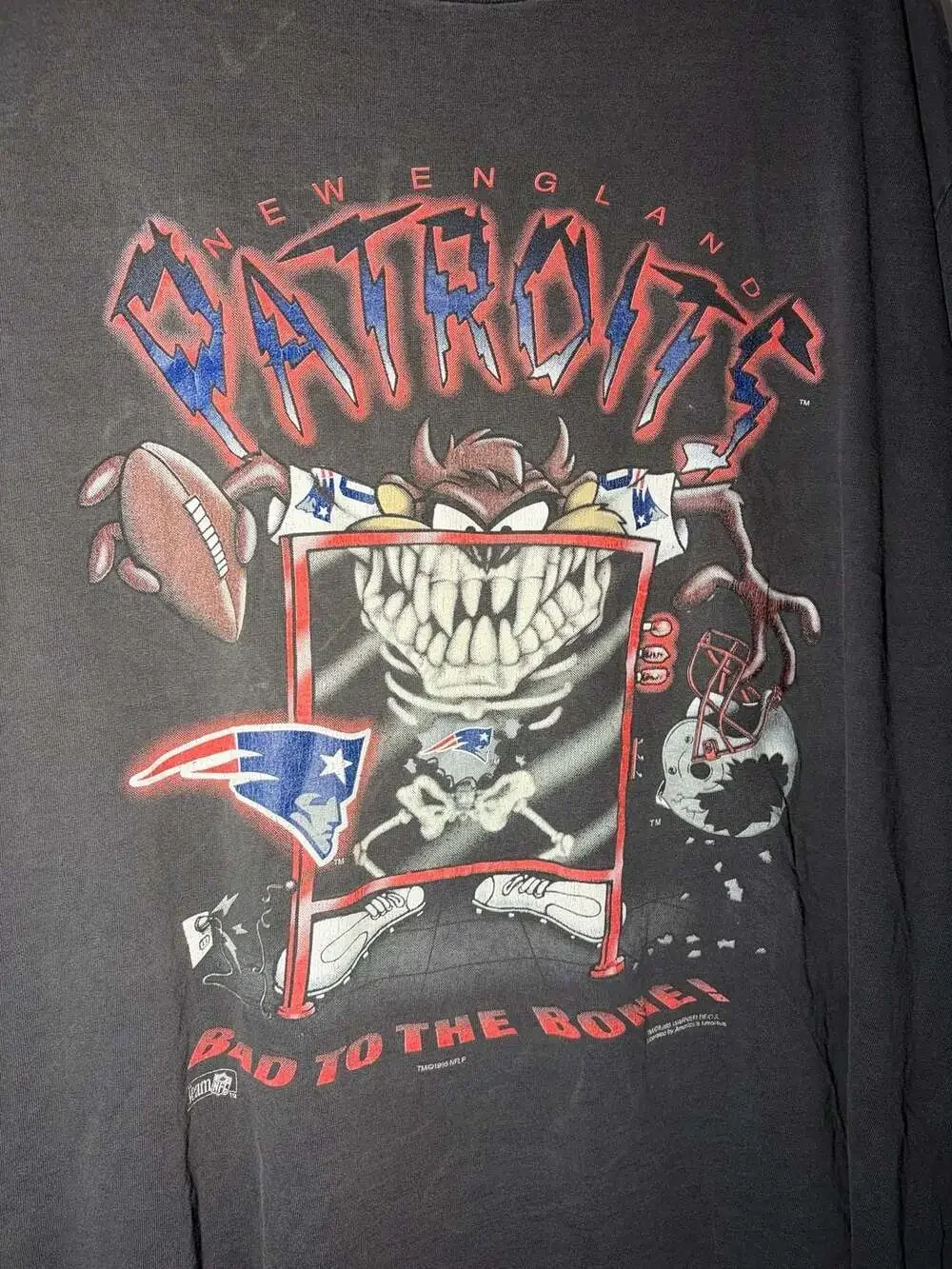 Vintage 1995 New England Patriots Taz 'Bad To The Bone' Double Sided T-Shirt - Picture 2 of 9